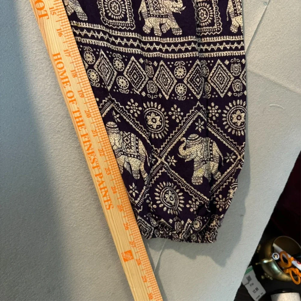 The Unbranded Brand size item